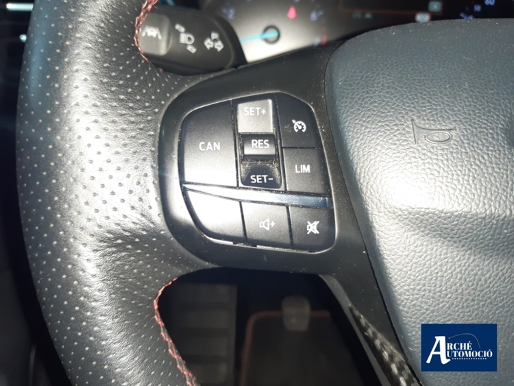 Ford Focus ST-Line foto 14