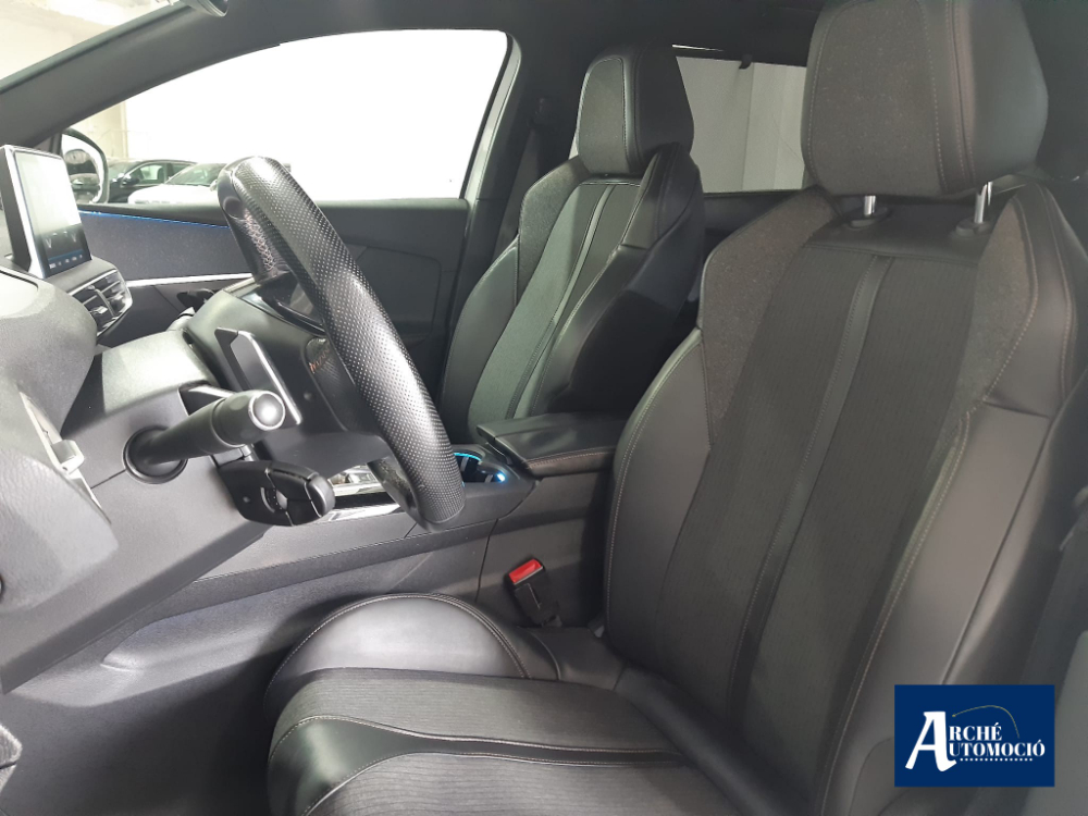 Peugeot 5008 1.5 BlueHDi 130 foto 16