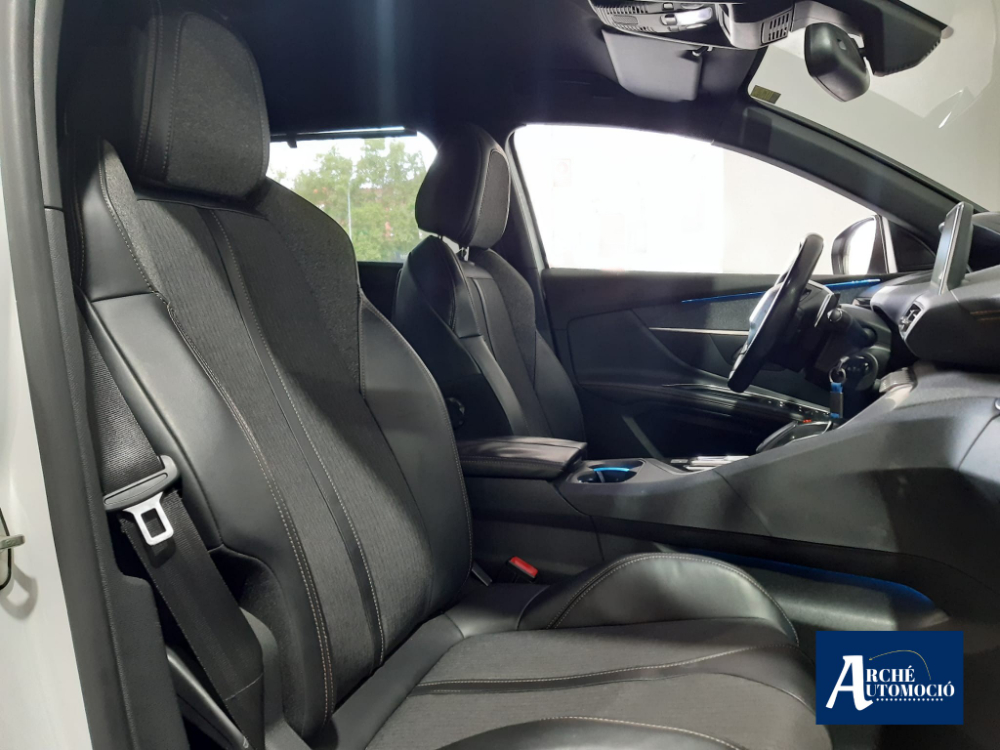 Peugeot 5008 1.5 BlueHDi 130 foto 17