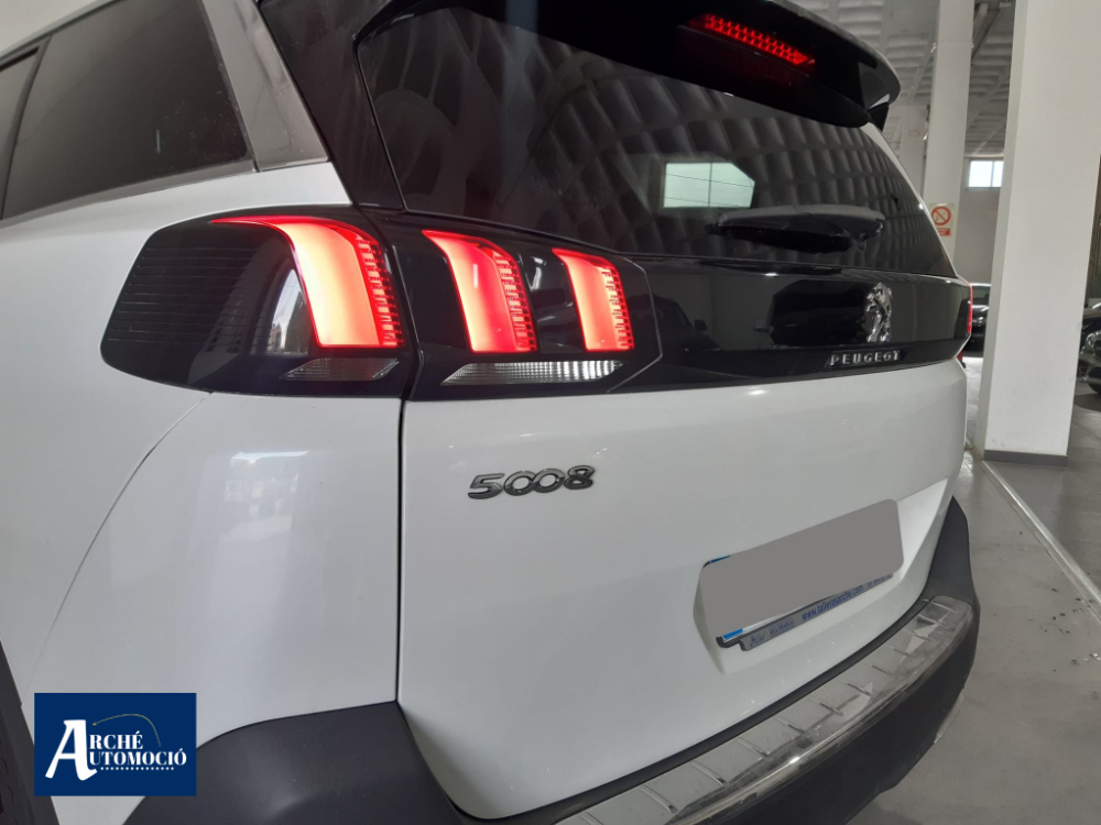 Peugeot 5008 1.5 BlueHDi 130 foto 11