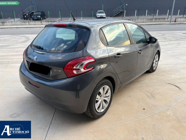Peugeot 208 Active foto 4