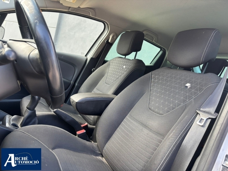 Renault Clio Limited foto 7